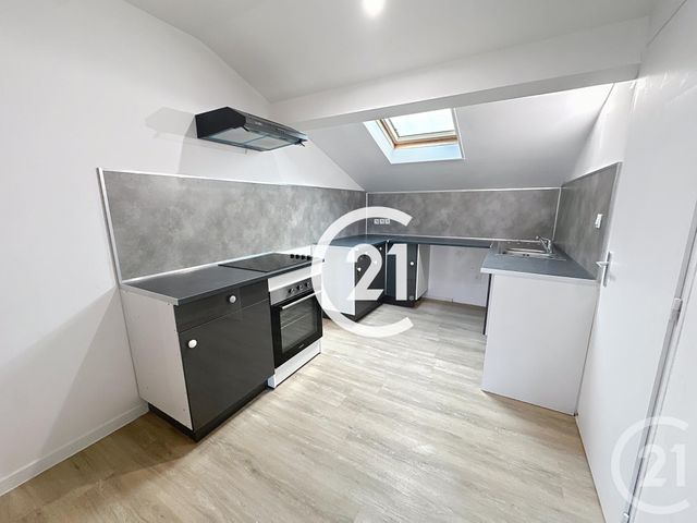 Appartement F2 à louer - 2 pièces - 41.0 m2 - COGNAC - 16 - POITOU-CHARENTES - Century 21 Xso Immobilier