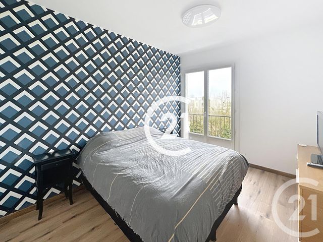 Appartement F3 à louer - 3 pièces - 62.0 m2 - COGNAC - 16 - POITOU-CHARENTES - Century 21 Xso Immobilier