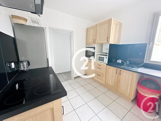 Appartement F3 à louer - 3 pièces - 62.0 m2 - COGNAC - 16 - POITOU-CHARENTES - Century 21 Xso Immobilier