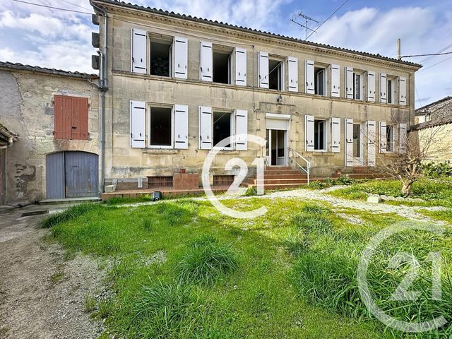 maison à vendre - 7 pièces - 218.3 m2 - LOUZAC ST ANDRE - 16 - POITOU-CHARENTES - Century 21 Xso Immobilier