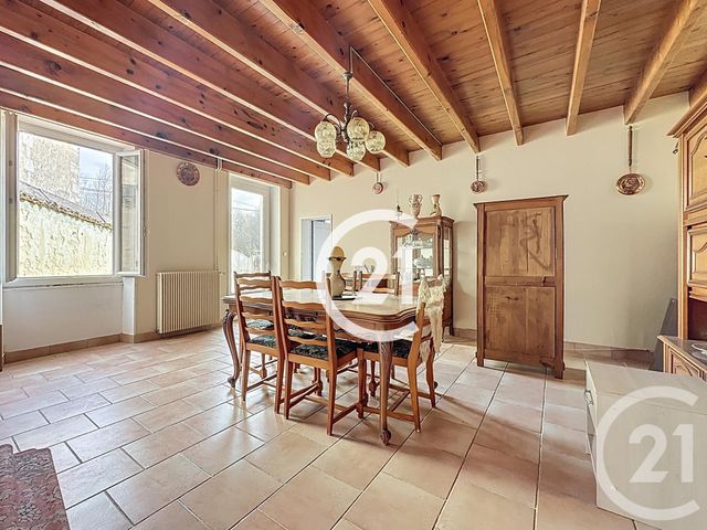 maison à vendre - 7 pièces - 218.3 m2 - LOUZAC ST ANDRE - 16 - POITOU-CHARENTES - Century 21 Xso Immobilier