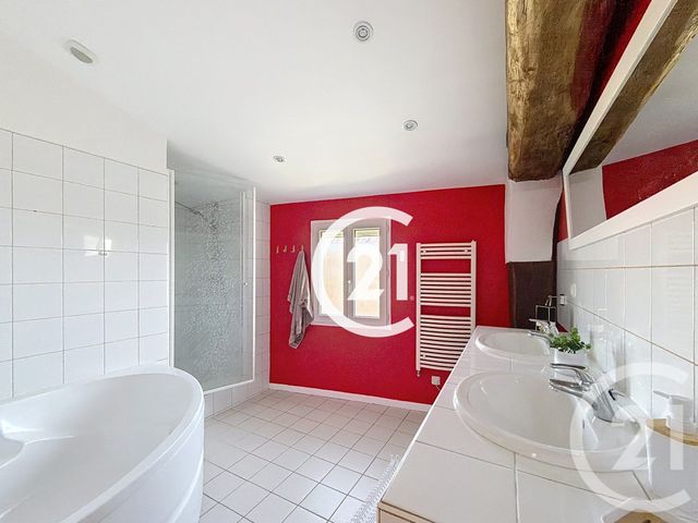 maison à vendre - 6 pièces - 231.0 m2 - SALIGNAC SUR CHARENTE - 17 - POITOU-CHARENTES - Century 21 Xso Immobilier