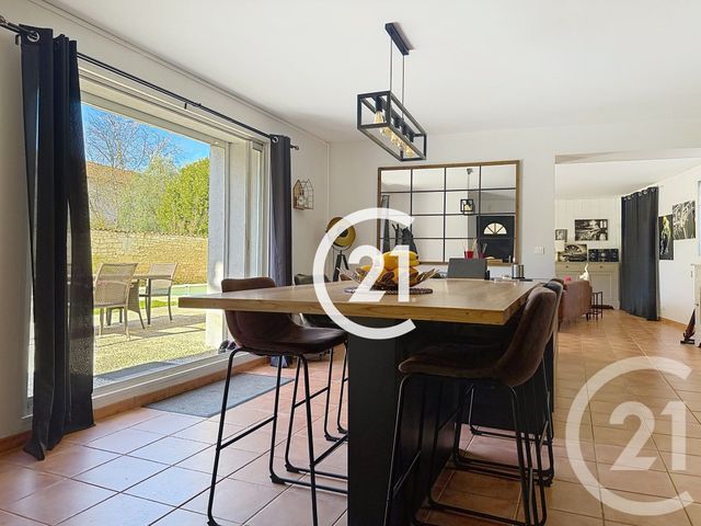 maison à vendre - 6 pièces - 231.0 m2 - SALIGNAC SUR CHARENTE - 17 - POITOU-CHARENTES - Century 21 Xso Immobilier