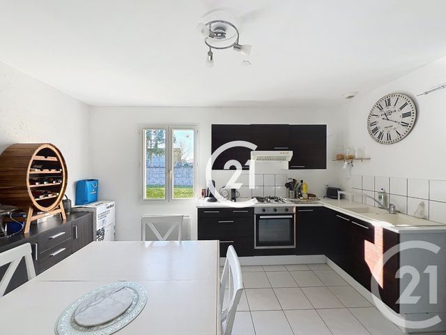 maison à vendre - 3 pièces - 73.0 m2 - ST MARTIAL SUR NE - 17 - POITOU-CHARENTES - Century 21 Xso Immobilier