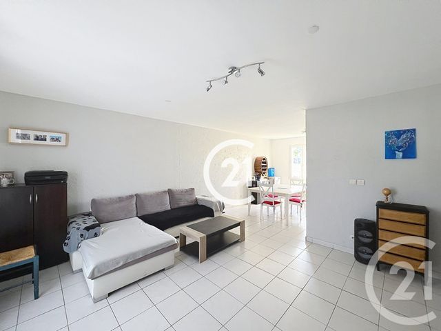 maison à vendre - 3 pièces - 73.0 m2 - ST MARTIAL SUR NE - 17 - POITOU-CHARENTES - Century 21 Xso Immobilier