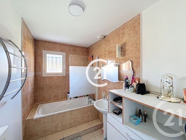 maison à vendre - 3 pièces - 73.0 m2 - ST MARTIAL SUR NE - 17 - POITOU-CHARENTES - Century 21 Xso Immobilier