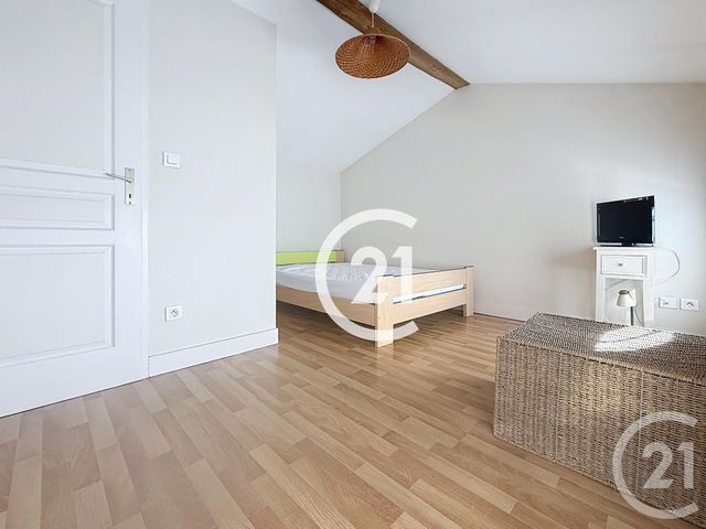 Appartement F2 à louer - 2 pièces - 46.0 m2 - COGNAC - 16 - POITOU-CHARENTES - Century 21 Xso Immobilier