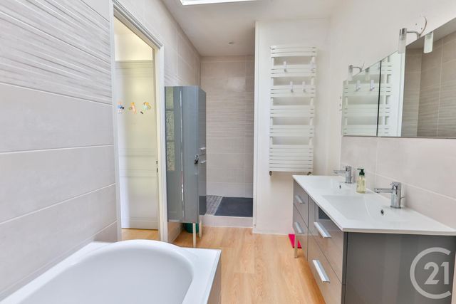 maison à louer - 4 pièces - 110.4 m2 - COGNAC - 16 - POITOU-CHARENTES - Century 21 Xso Immobilier