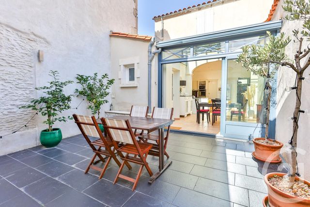 maison à louer - 4 pièces - 110.4 m2 - COGNAC - 16 - POITOU-CHARENTES - Century 21 Xso Immobilier