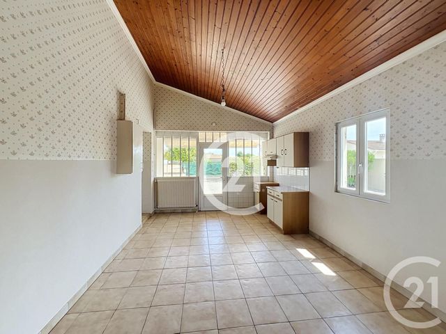 maison à vendre - 4 pièces - 87.0 m2 - GIMEUX - 16 - POITOU-CHARENTES - Century 21 Xso Immobilier