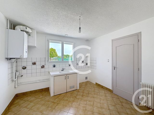 maison à vendre - 4 pièces - 87.0 m2 - GIMEUX - 16 - POITOU-CHARENTES - Century 21 Xso Immobilier