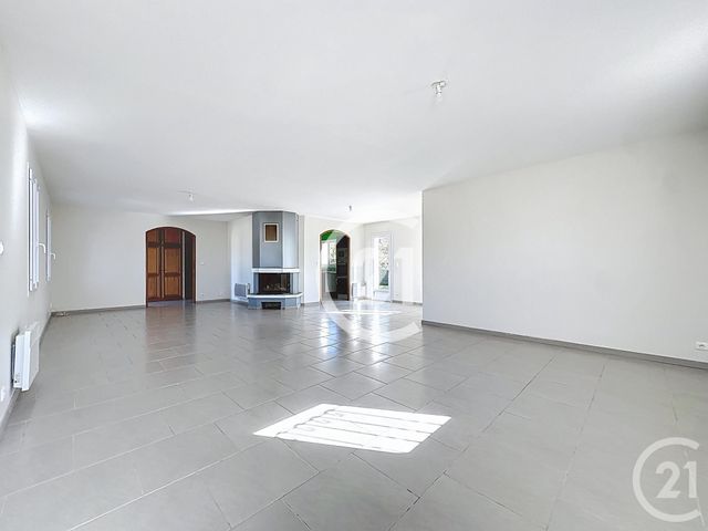 maison à vendre - 5 pièces - 134.5 m2 - CHATEAUBERNARD - 16 - POITOU-CHARENTES - Century 21 Xso Immobilier