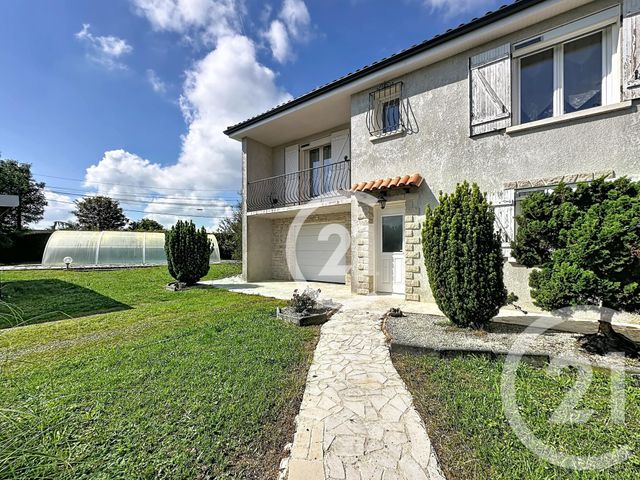 maison à vendre - 5 pièces - 122.0 m2 - MERPINS - 16 - POITOU-CHARENTES - Century 21 Xso Immobilier