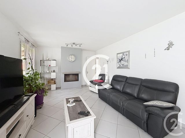 maison à vendre - 5 pièces - 104.0 m2 - LOUZAC ST ANDRE - 16 - POITOU-CHARENTES - Century 21 Xso Immobilier