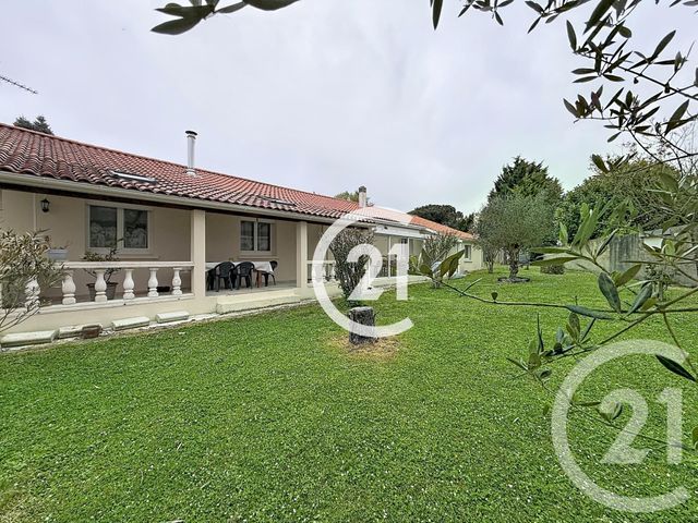 maison à vendre - 5 pièces - 104.0 m2 - LOUZAC ST ANDRE - 16 - POITOU-CHARENTES - Century 21 Xso Immobilier