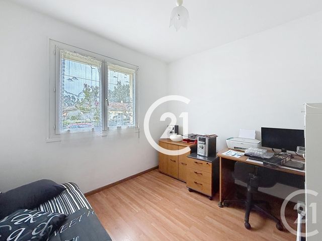 maison à vendre - 5 pièces - 104.0 m2 - LOUZAC ST ANDRE - 16 - POITOU-CHARENTES - Century 21 Xso Immobilier