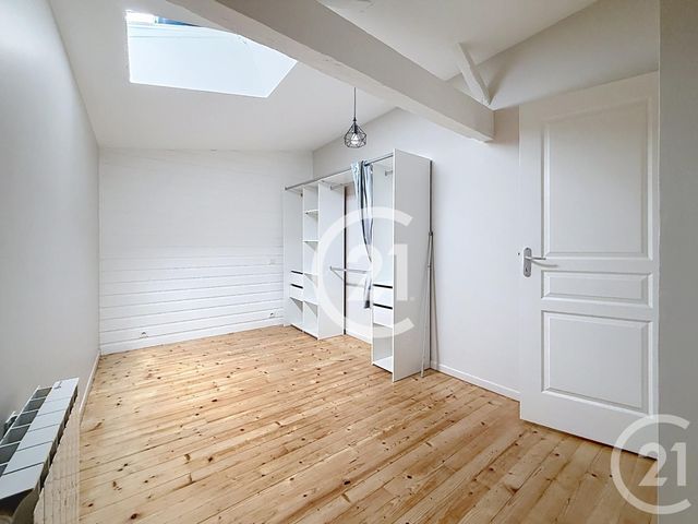 Appartement F4 à louer - 4 pièces - 90.0 m2 - COGNAC - 16 - POITOU-CHARENTES - Century 21 Xso Immobilier