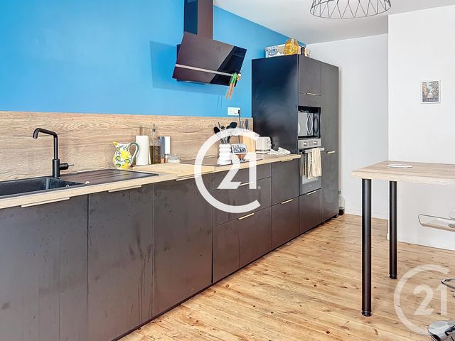 Appartement F4 à louer - 4 pièces - 90.0 m2 - COGNAC - 16 - POITOU-CHARENTES - Century 21 Xso Immobilier