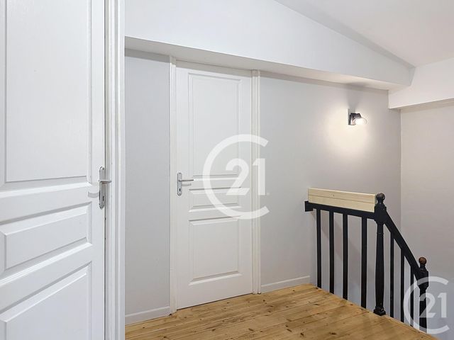 Appartement F4 à louer - 4 pièces - 90.0 m2 - COGNAC - 16 - POITOU-CHARENTES - Century 21 Xso Immobilier