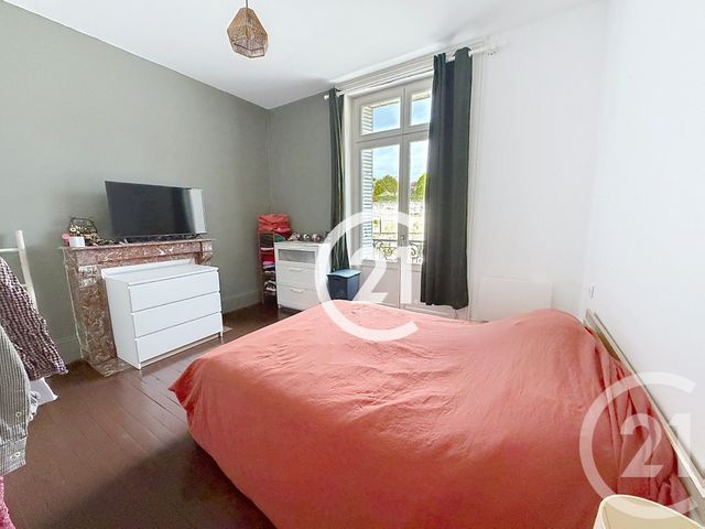 Appartement T3 à louer - 3 pièces - 86.0 m2 - COGNAC - 16 - POITOU-CHARENTES - Century 21 Xso Immobilier