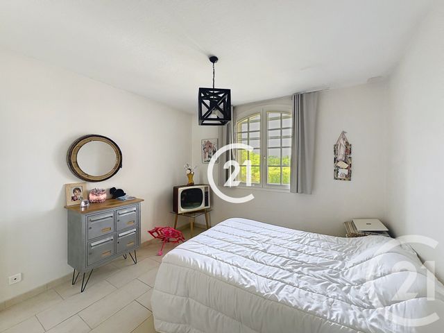 maison à vendre - 5 pièces - 124.0 m2 - GIMEUX - 16 - POITOU-CHARENTES - Century 21 Xso Immobilier