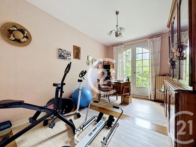 maison à vendre - 8 pièces - 259.5 m2 - BOUTIERS ST TROJAN - 16 - POITOU-CHARENTES - Century 21 Xso Immobilier