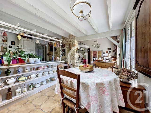 maison à vendre - 8 pièces - 259.5 m2 - BOUTIERS ST TROJAN - 16 - POITOU-CHARENTES - Century 21 Xso Immobilier