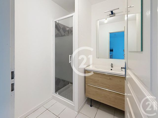 Appartement F2 à louer - 2 pièces - 54.57 m2 - COGNAC - 16 - POITOU-CHARENTES - Century 21 Xso Immobilier