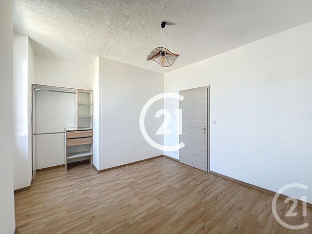 maison à louer - 5 pièces - 143.0 m2 - COGNAC - 16 - POITOU-CHARENTES - Century 21 Xso Immobilier