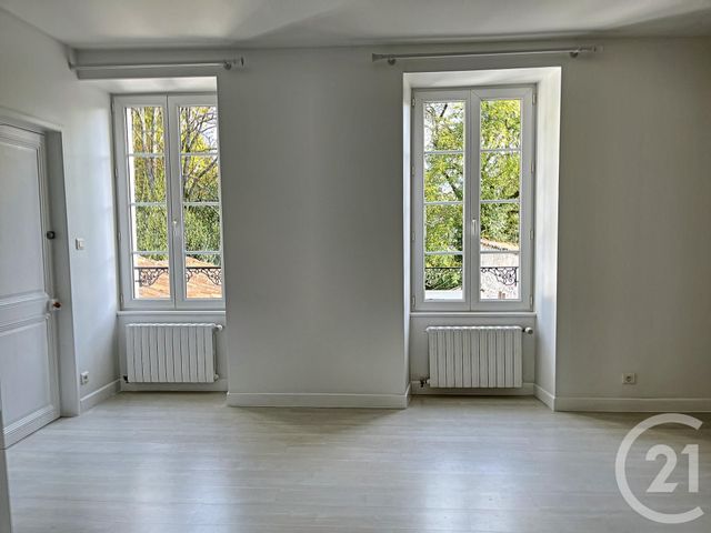 maison à louer - 4 pièces - 125.0 m2 - COGNAC - 16 - POITOU-CHARENTES - Century 21 Xso Immobilier