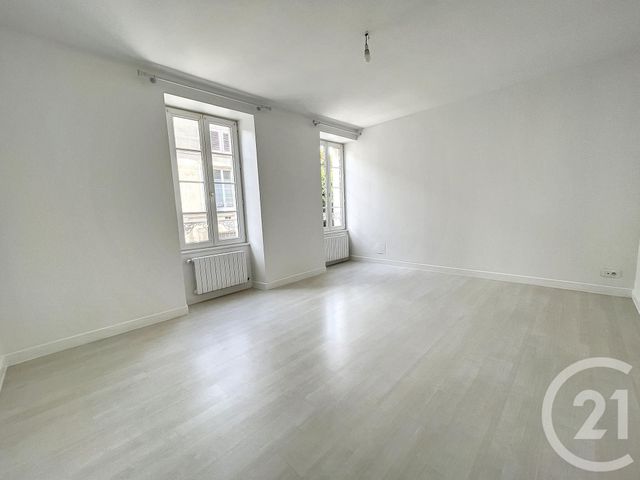 maison à louer - 4 pièces - 125.0 m2 - COGNAC - 16 - POITOU-CHARENTES - Century 21 Xso Immobilier