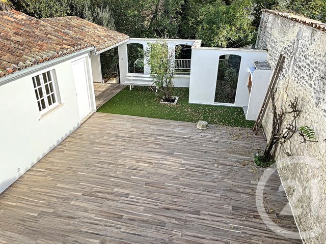 maison à louer - 4 pièces - 125.0 m2 - COGNAC - 16 - POITOU-CHARENTES - Century 21 Xso Immobilier