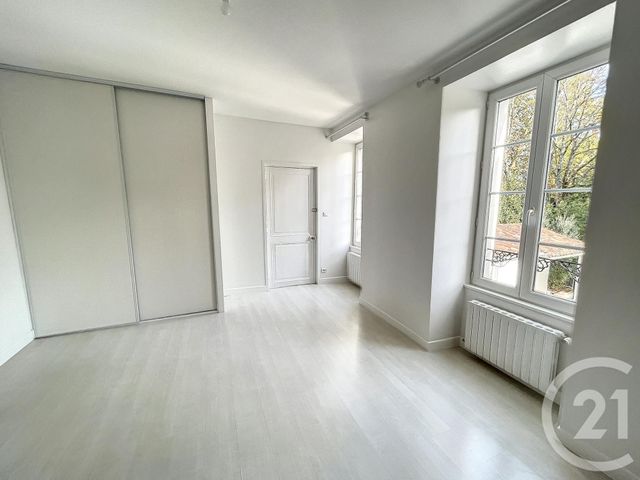 maison à louer - 4 pièces - 125.0 m2 - COGNAC - 16 - POITOU-CHARENTES - Century 21 Xso Immobilier