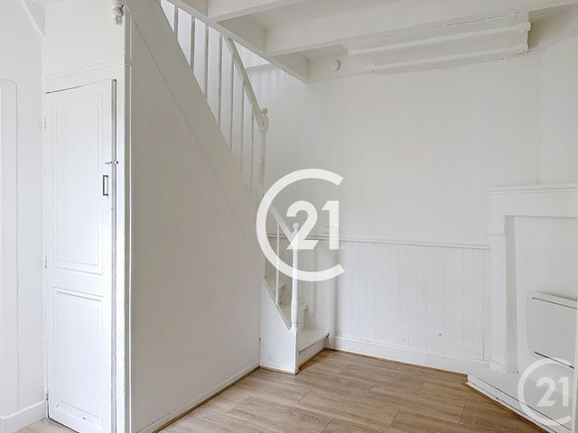 Appartement F3 à louer - 4 pièces - 92.6 m2 - COGNAC - 16 - POITOU-CHARENTES - Century 21 Xso Immobilier