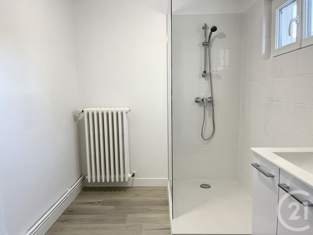 maison à louer - 3 pièces - 66.0 m2 - COGNAC - 16 - POITOU-CHARENTES - Century 21 Xso Immobilier