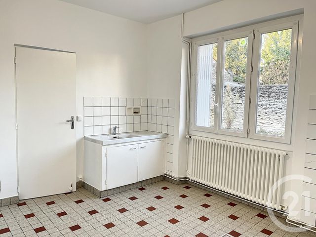 maison à louer - 3 pièces - 66.0 m2 - COGNAC - 16 - POITOU-CHARENTES - Century 21 Xso Immobilier