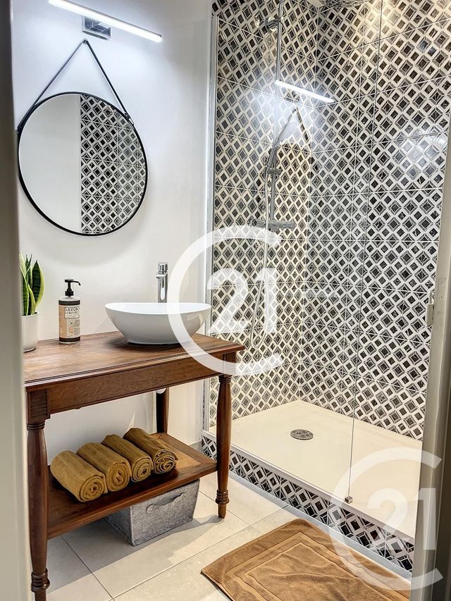 Appartement F2 à louer - 2 pièces - 43.5 m2 - COGNAC - 16 - POITOU-CHARENTES - Century 21 Xso Immobilier