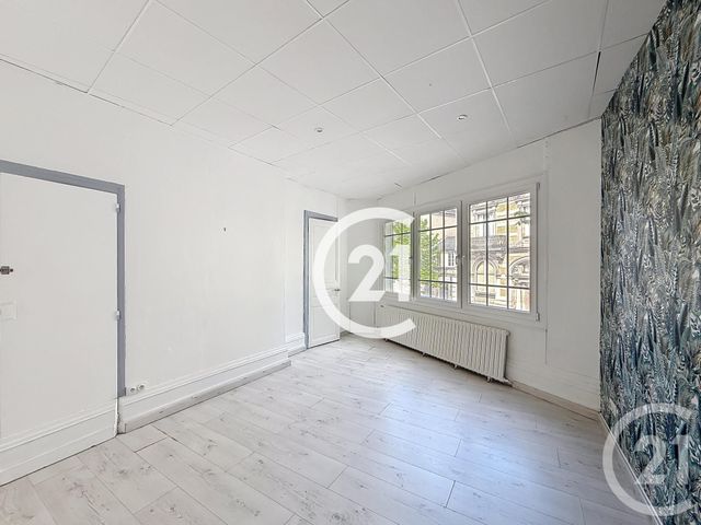 Appartement F4 à vendre - 4 pièces - 187.0 m2 - COGNAC - 16 - POITOU-CHARENTES - Century 21 Xso Immobilier
