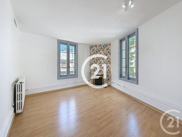 Appartement F4 à vendre - 4 pièces - 187.0 m2 - COGNAC - 16 - POITOU-CHARENTES - Century 21 Xso Immobilier