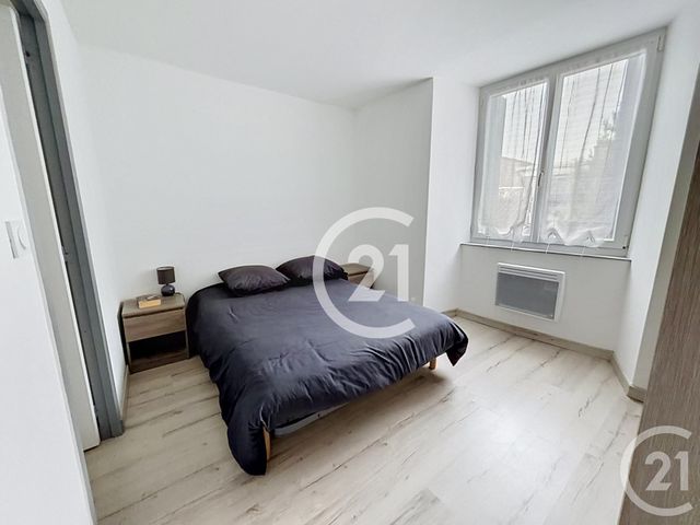 Appartement F2 à louer - 2 pièces - 34.0 m2 - COGNAC - 16 - POITOU-CHARENTES - Century 21 Xso Immobilier