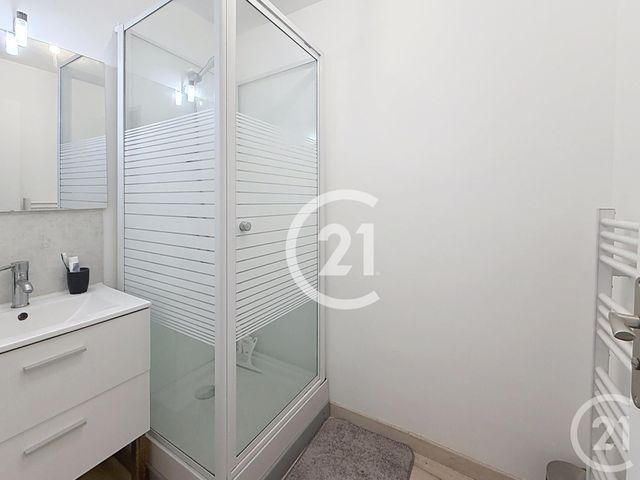 Appartement F2 à louer - 2 pièces - 34.0 m2 - COGNAC - 16 - POITOU-CHARENTES - Century 21 Xso Immobilier