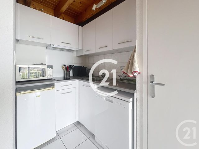 Appartement F2 à louer - 3 pièces - 60.1 m2 - COGNAC - 16 - POITOU-CHARENTES - Century 21 Xso Immobilier