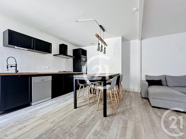 maison à vendre - 3 pièces - 74.0 m2 - ST LAURENT DE COGNAC - 16 - POITOU-CHARENTES - Century 21 Xso Immobilier