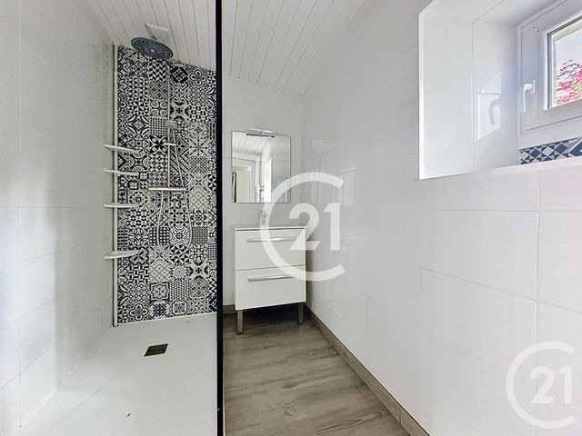maison à vendre - 3 pièces - 74.0 m2 - ST LAURENT DE COGNAC - 16 - POITOU-CHARENTES - Century 21 Xso Immobilier