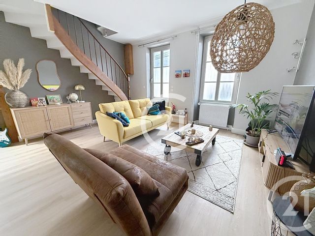 maison à louer - 4 pièces - 108.0 m2 - COGNAC - 16 - POITOU-CHARENTES - Century 21 Xso Immobilier