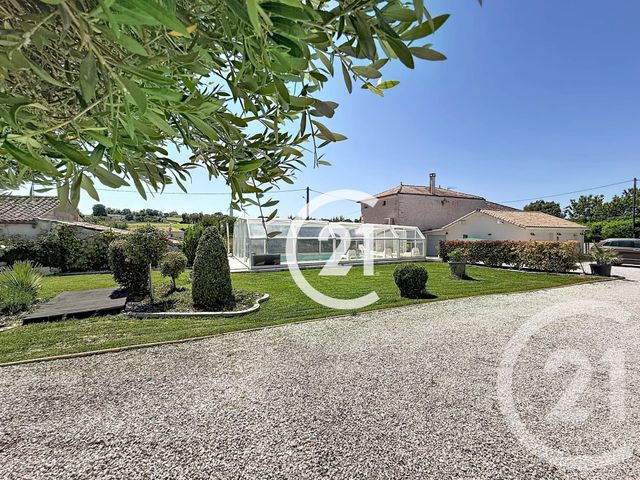maison à vendre - 5 pièces - 141.0 m2 - JUILLAC LE COQ - 16 - POITOU-CHARENTES - Century 21 Xso Immobilier