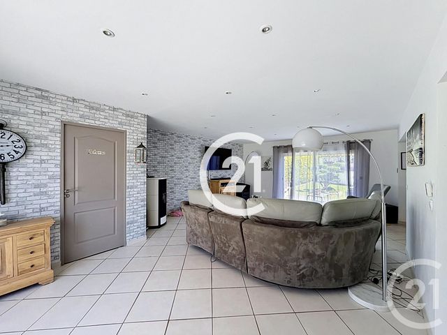 maison à vendre - 5 pièces - 141.0 m2 - JUILLAC LE COQ - 16 - POITOU-CHARENTES - Century 21 Xso Immobilier