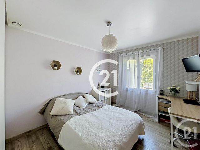 maison à vendre - 5 pièces - 141.0 m2 - JUILLAC LE COQ - 16 - POITOU-CHARENTES - Century 21 Xso Immobilier