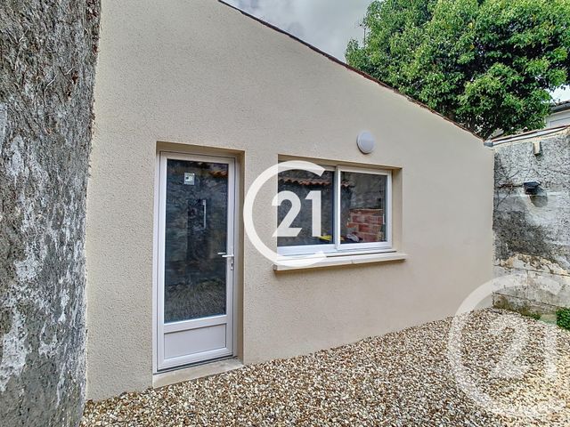 maison à louer - 4 pièces - 83.0 m2 - COGNAC - 16 - POITOU-CHARENTES - Century 21 Xso Immobilier