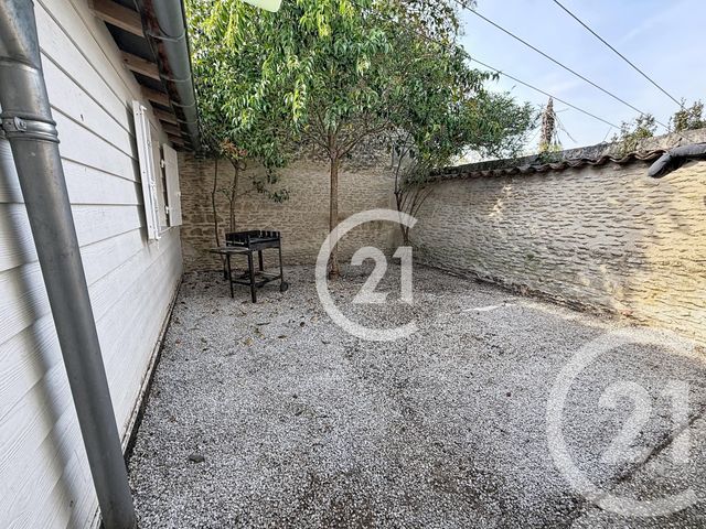 maison à louer - 3 pièces - 66.5 m2 - COGNAC - 16 - POITOU-CHARENTES - Century 21 Xso Immobilier